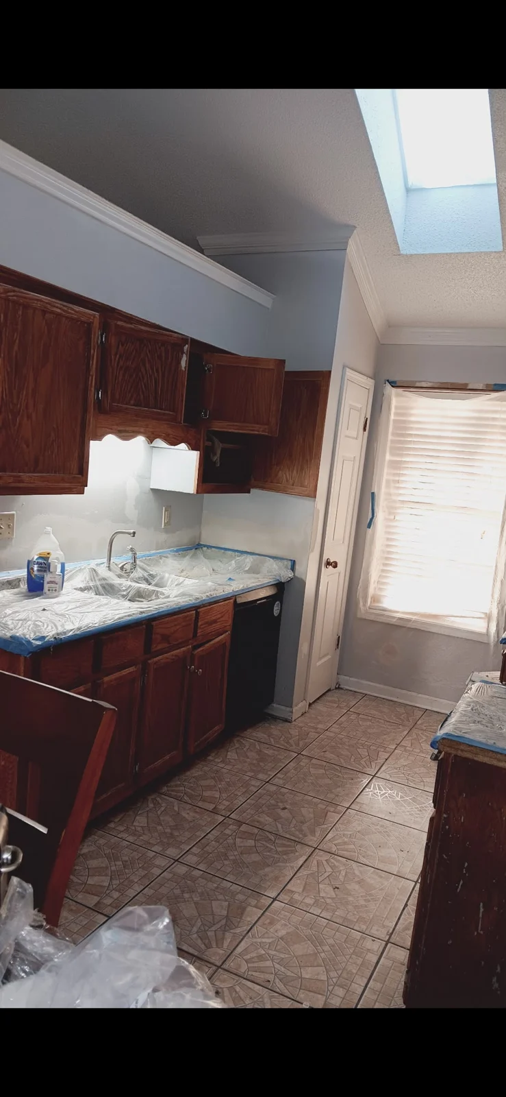 Kitchen before renovation